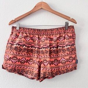 Patagonia Barely Baggies 2.5” Mangrove Tiki Henna Brown Shorts Sz L